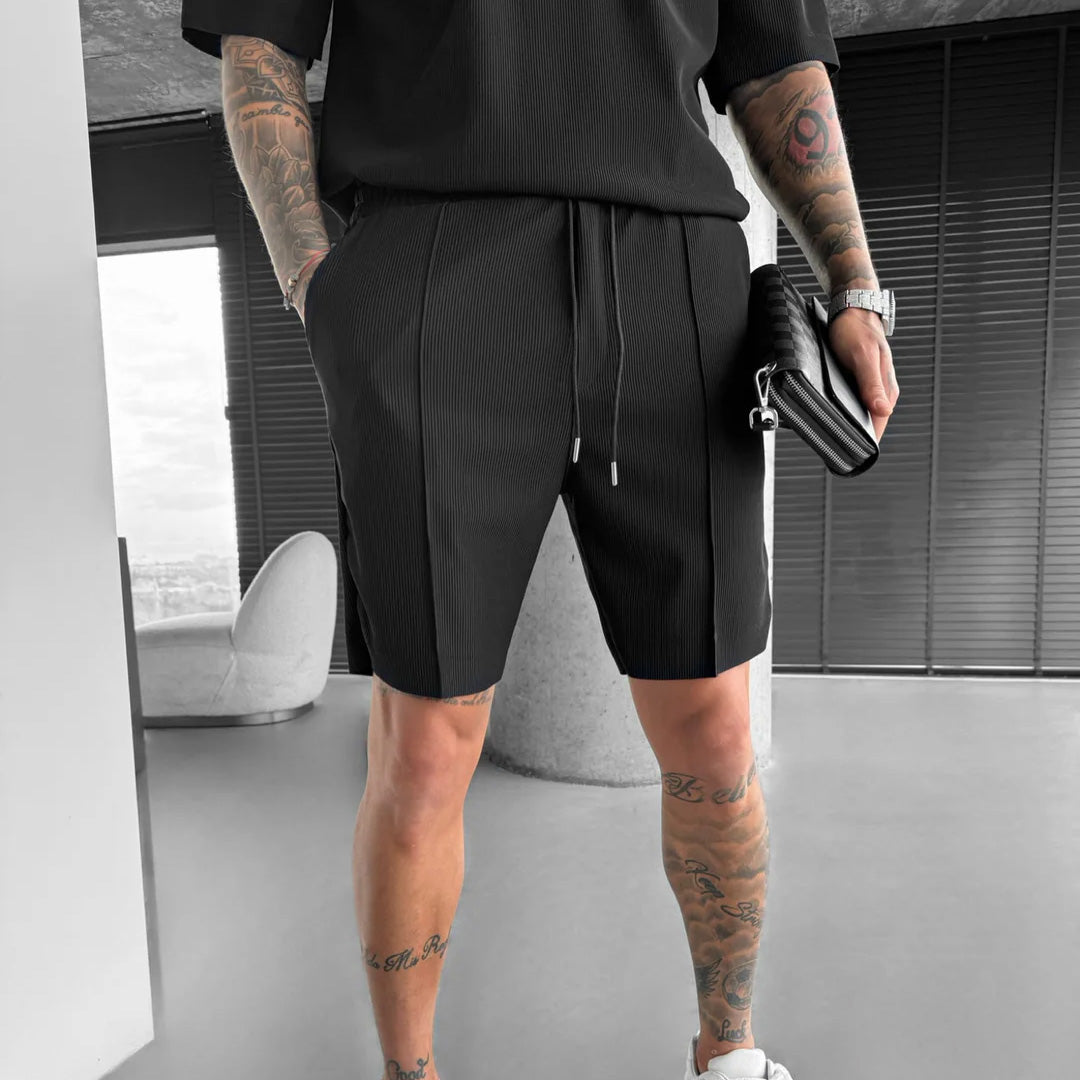 LOOSE FIT TEXTURED SEAM SHORTS - BLACK