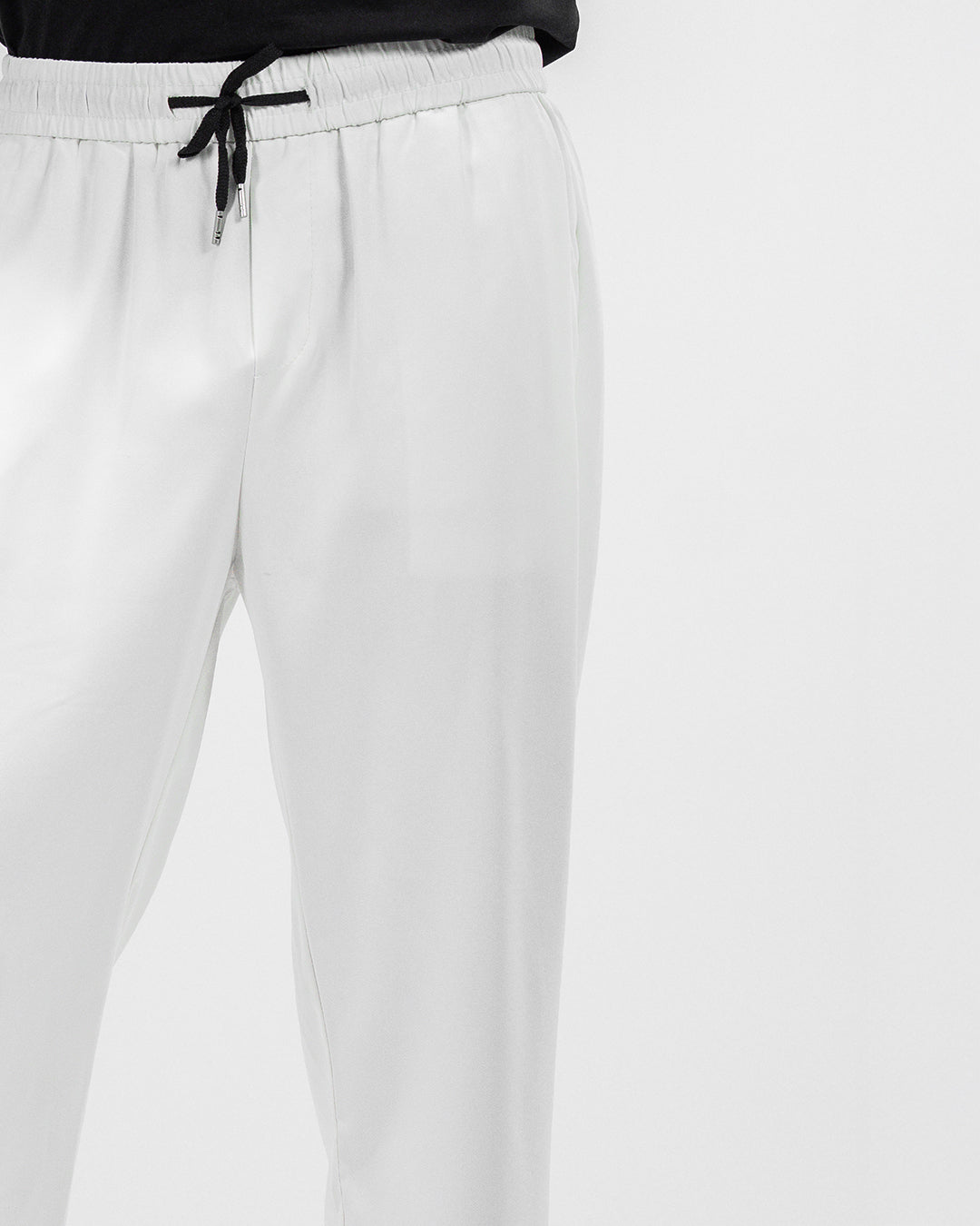MEN’S CREAM RELAXED-FIT JOGGER PANTS
